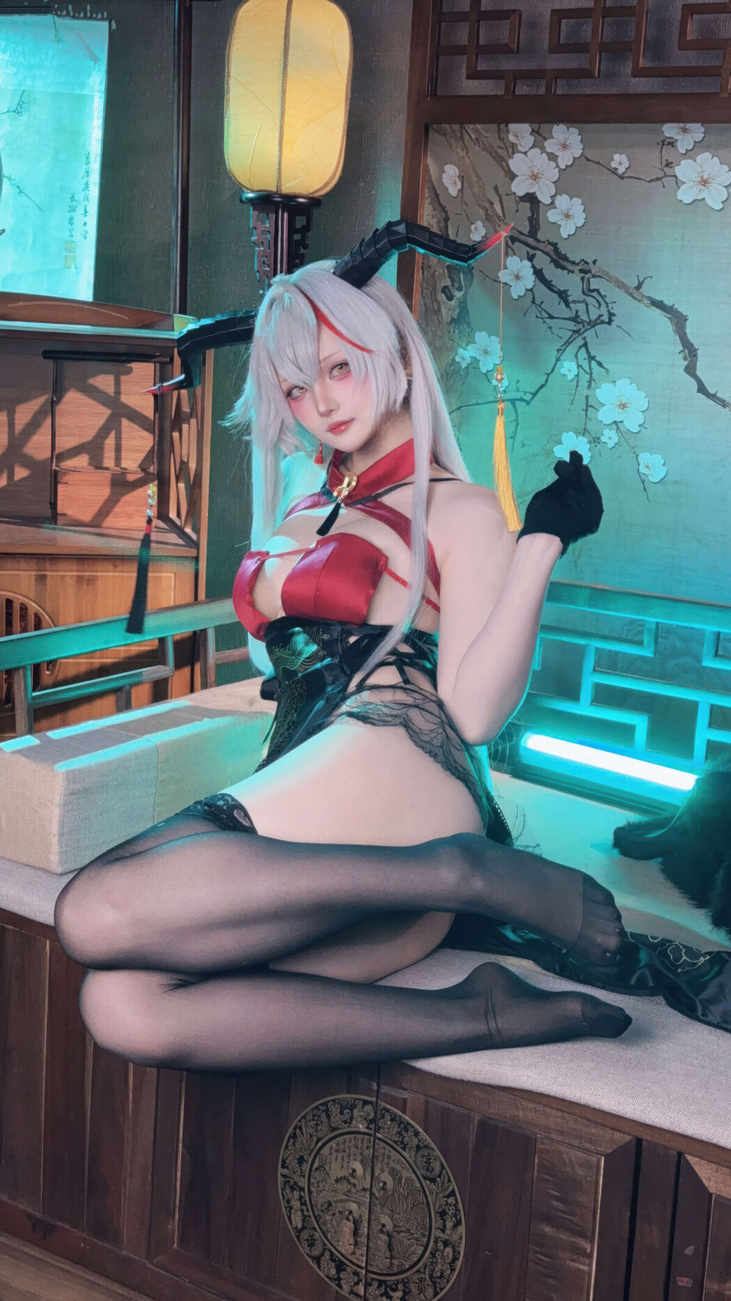 Coser@屿鱼 – 碧蓝航线 埃吉尔旗袍 (50P)