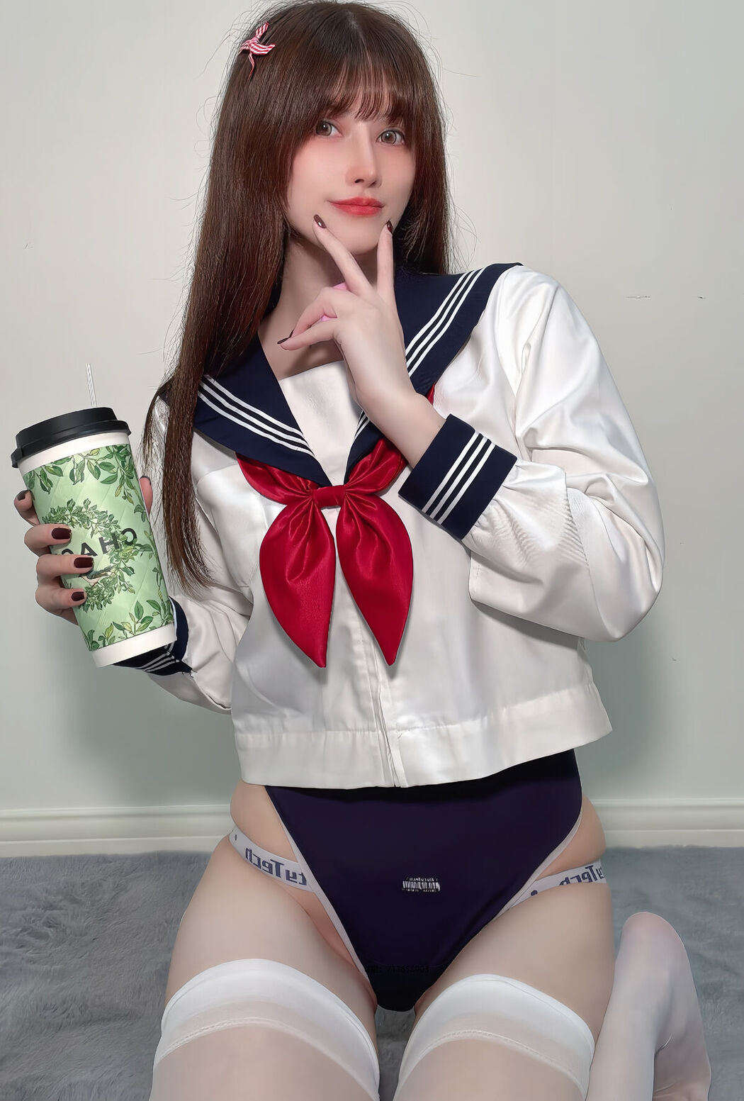 Coser@鹿八岁 – 白丝水手服 (36P)