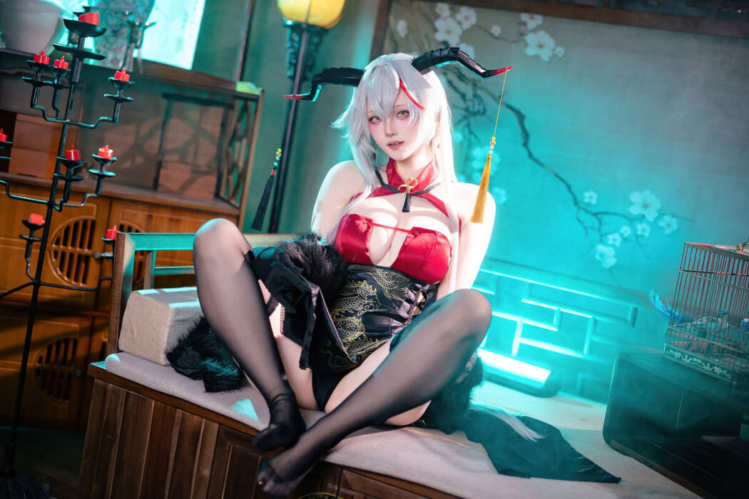 Coser@屿鱼 – 碧蓝航线 埃吉尔旗袍 (50P)