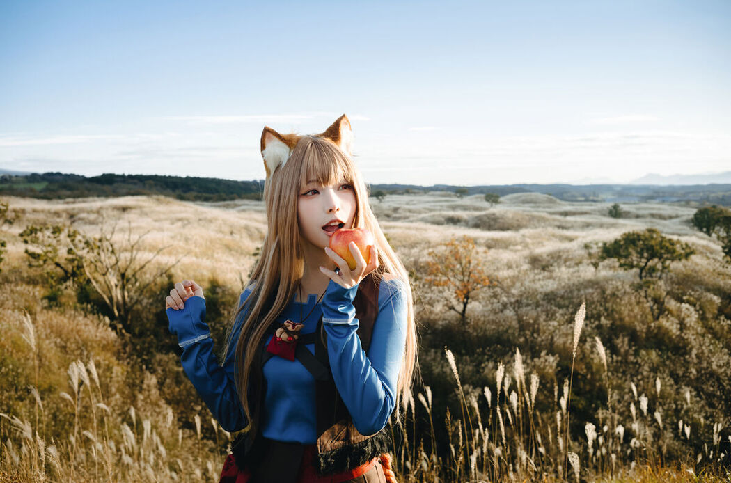 Coser@Ely_eee ElyEE子 &#8211; Soft Glow 狼與暖陽 (53P &#8211; 1V)