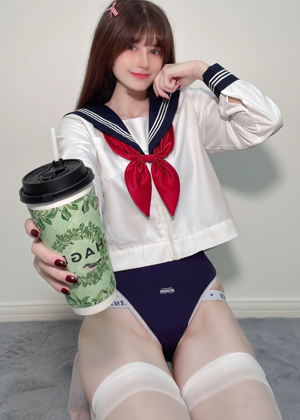 Coser@鹿八岁 – 白丝水手服 (36P)