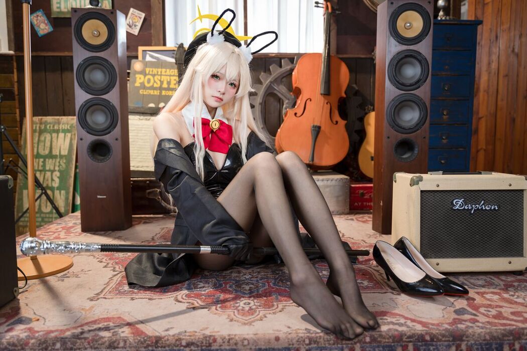 Coser@九柒喵 – 笑面兔女郎 (37P)