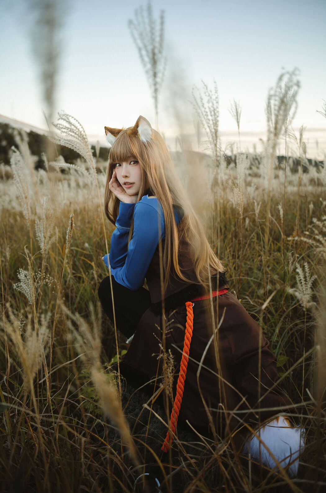 Coser@Ely_eee ElyEE子 &#8211; Soft Glow 狼與暖陽 (53P &#8211; 1V)