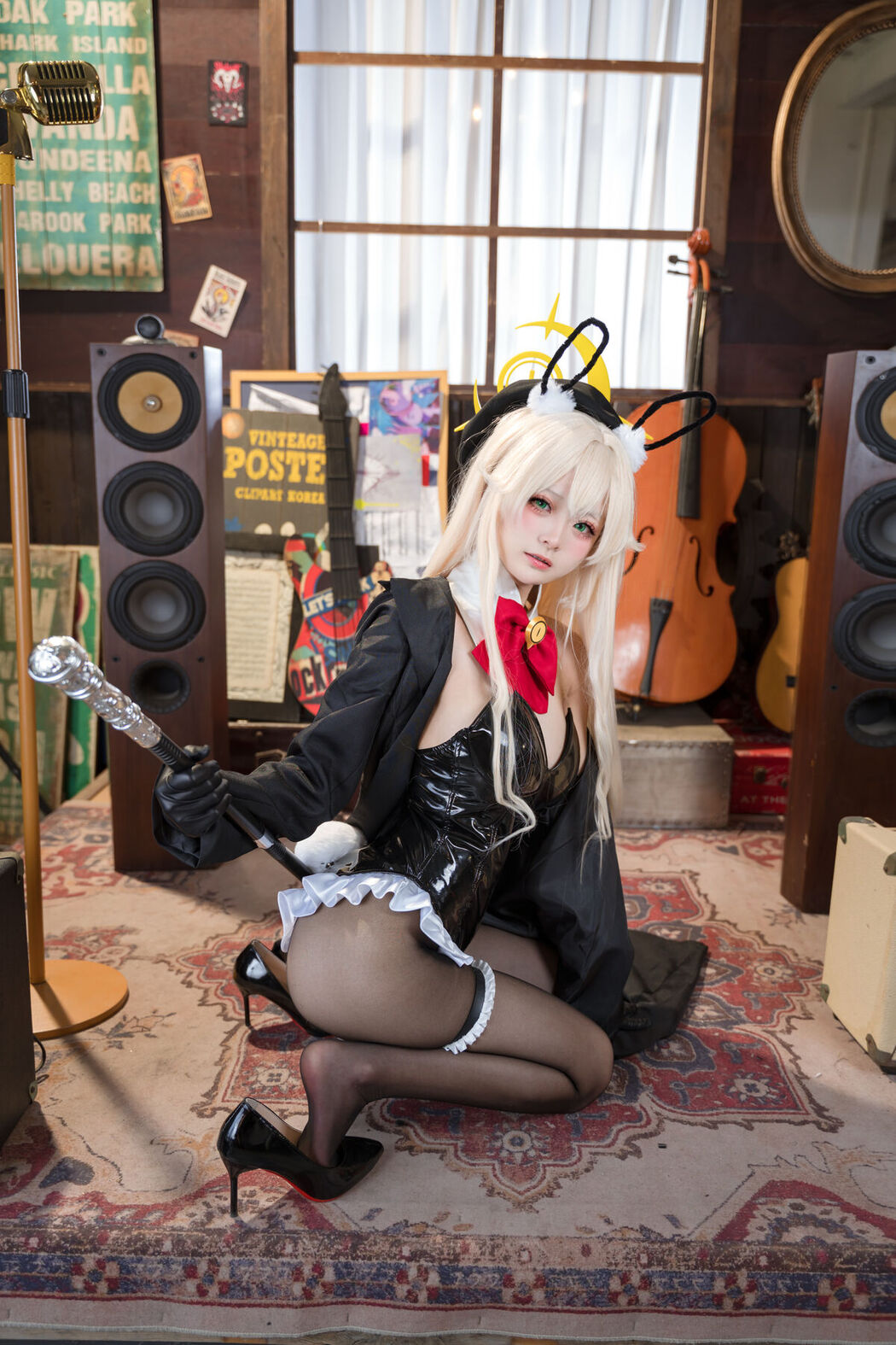 Coser@九柒喵 – 笑面兔女郎 (37P)