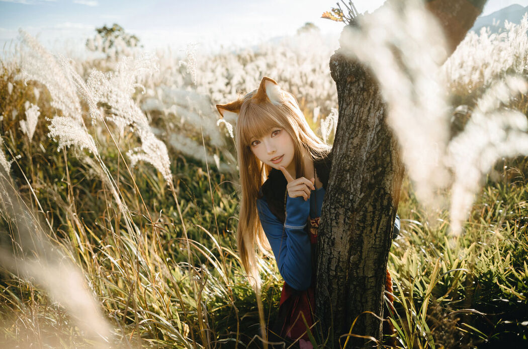 Coser@Ely_eee ElyEE子 &#8211; Soft Glow 狼與暖陽 (53P &#8211; 1V)