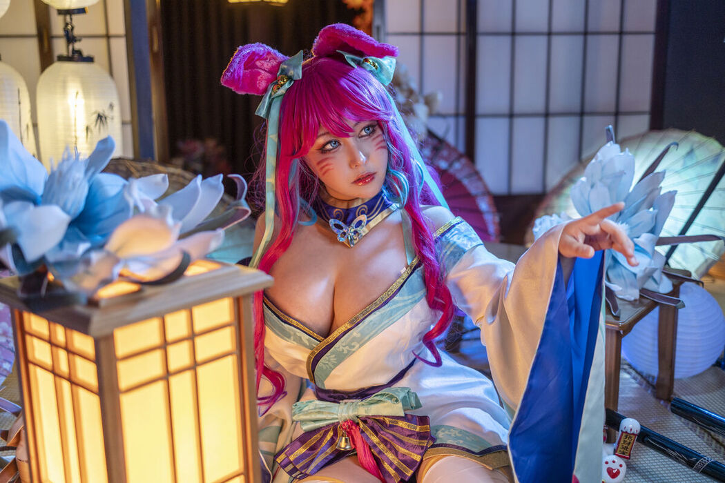 Coser@Kaneko_咔喵 – 英雄联盟 灵魂莲华 阿狸 (17P – 1V)