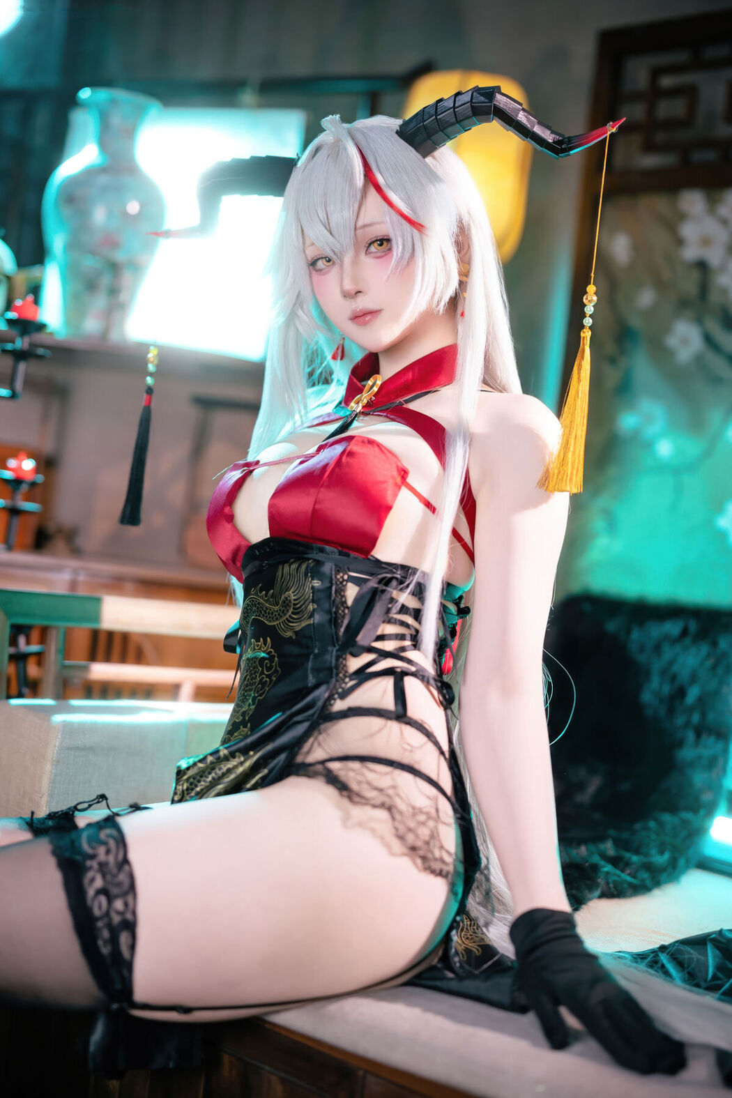 Coser@屿鱼 – 碧蓝航线 埃吉尔旗袍 (50P)