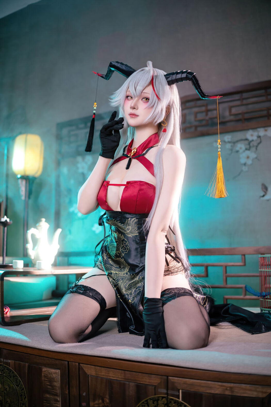 Coser@屿鱼 – 碧蓝航线 埃吉尔旗袍 (50P)