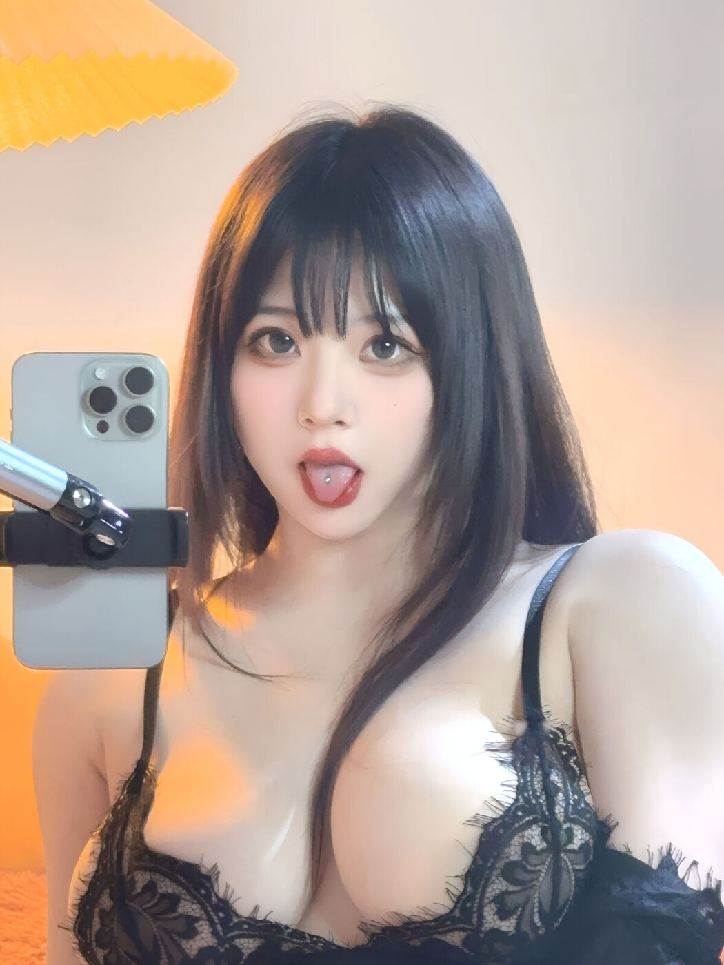 Coser@皮皮奶可可爱了啦 &#8211; 睫毛自拍 (38P)