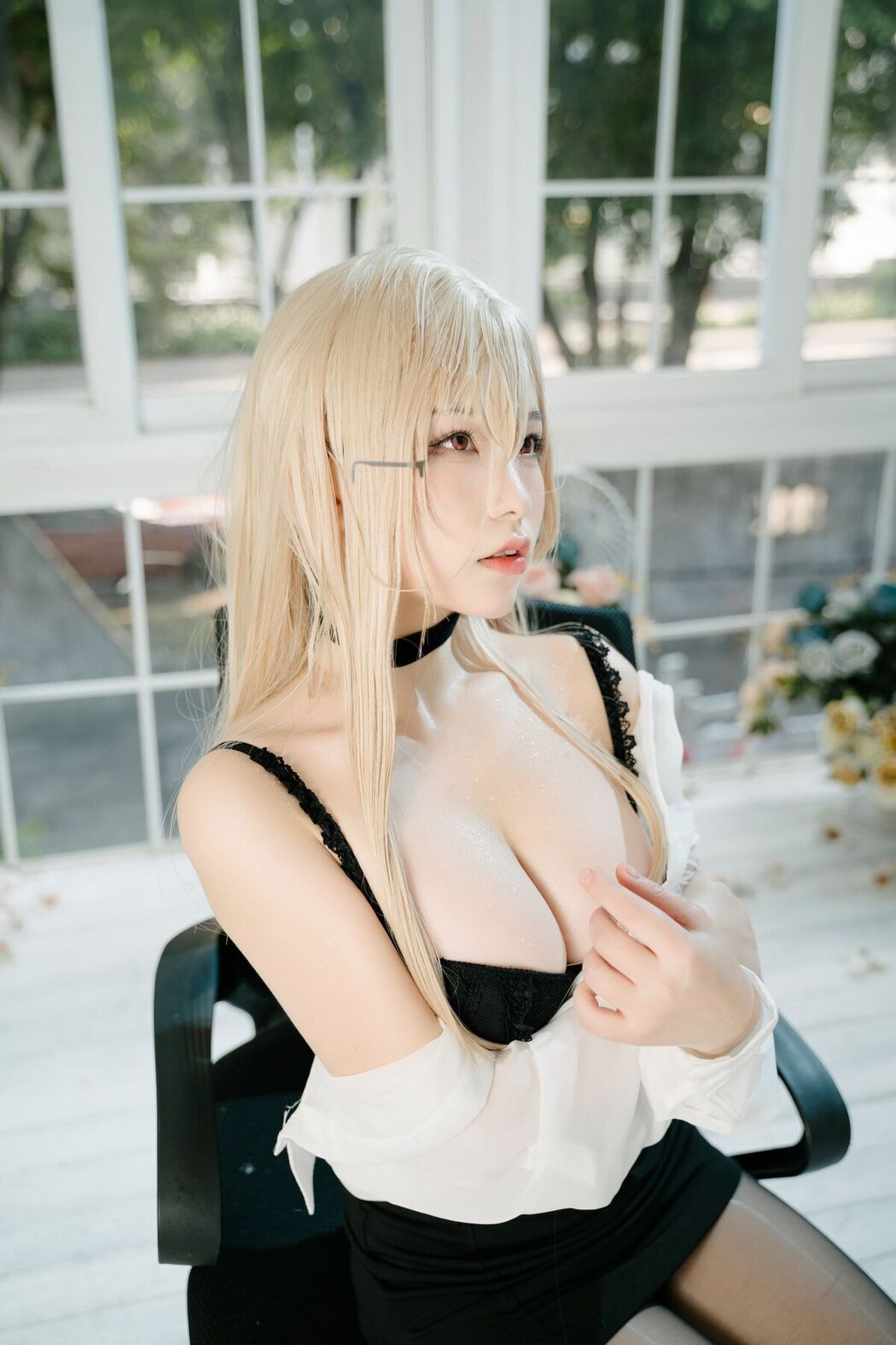 Coser@七七娜娜子 – 怨仇办公室 (40P – 1V)