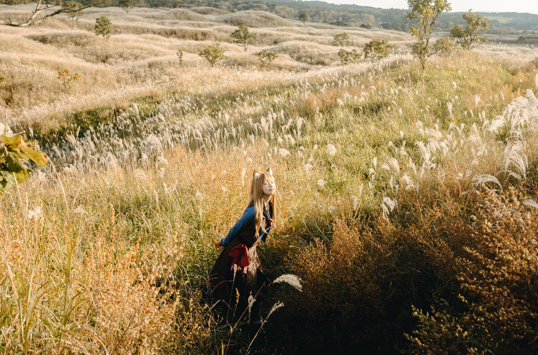 Coser@Ely_eee ElyEE子 &#8211; Soft Glow 狼與暖陽 (53P &#8211; 1V)