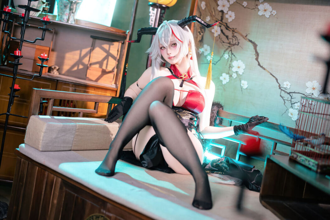 Coser@屿鱼 – 碧蓝航线 埃吉尔旗袍 (50P)