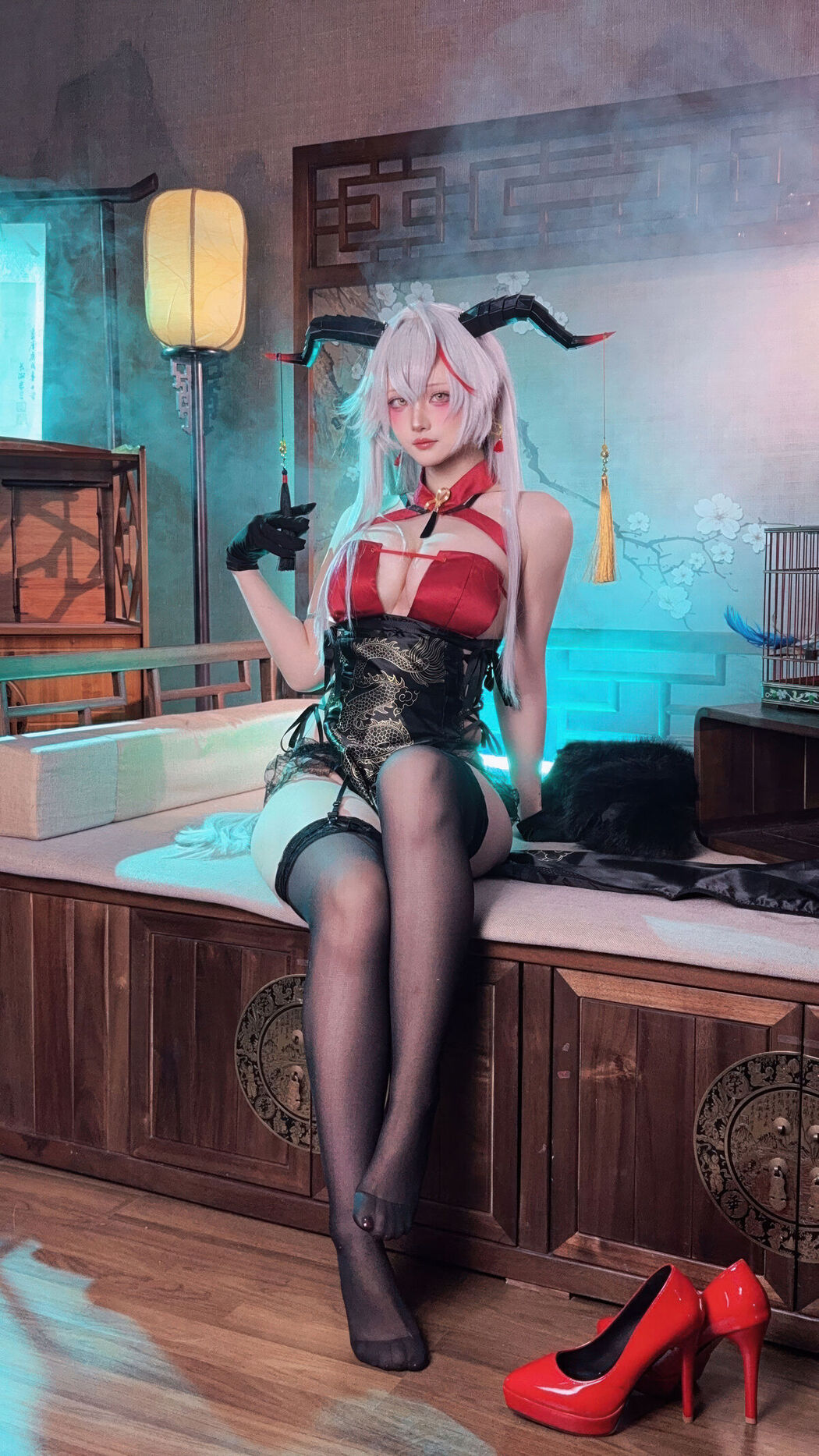 Coser@屿鱼 – 碧蓝航线 埃吉尔旗袍 (50P)