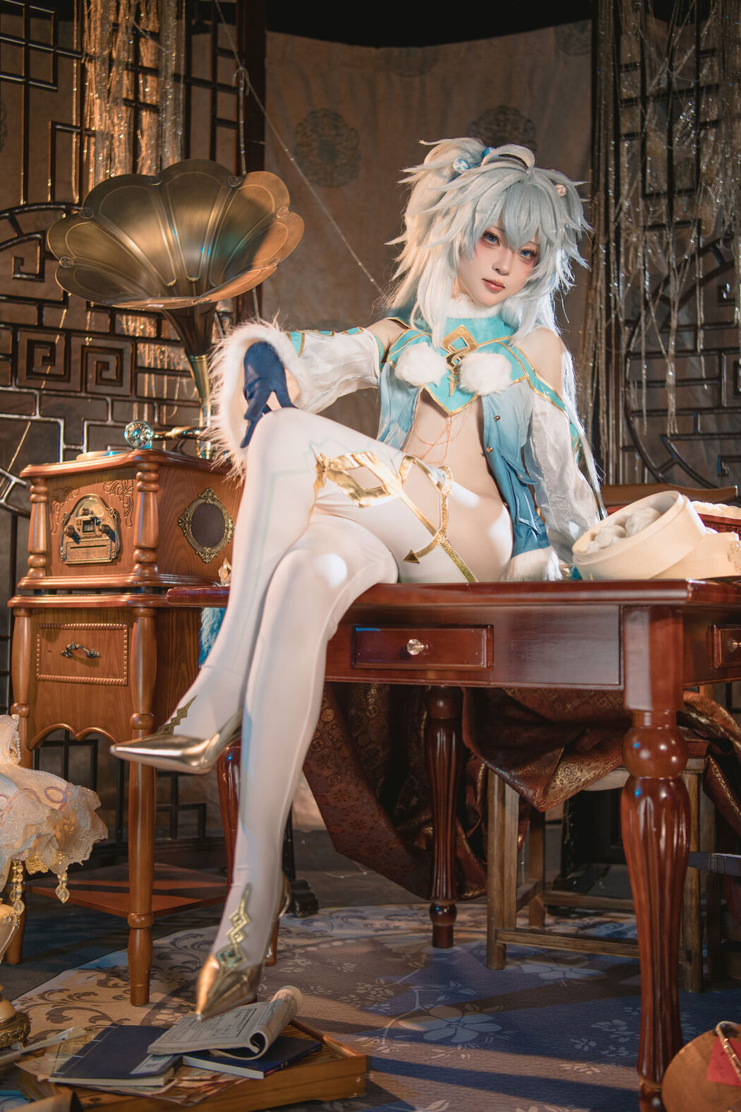 Coser@矢量鱼 – 少女前线云图计划 芙洛伦 (31P)