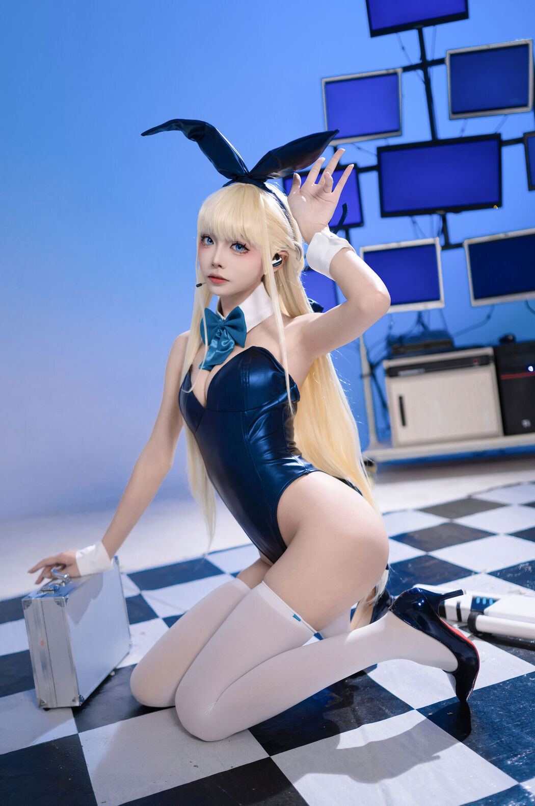 Coser@艾西aiwest – 飞鸟马时兔女郎 (35P)