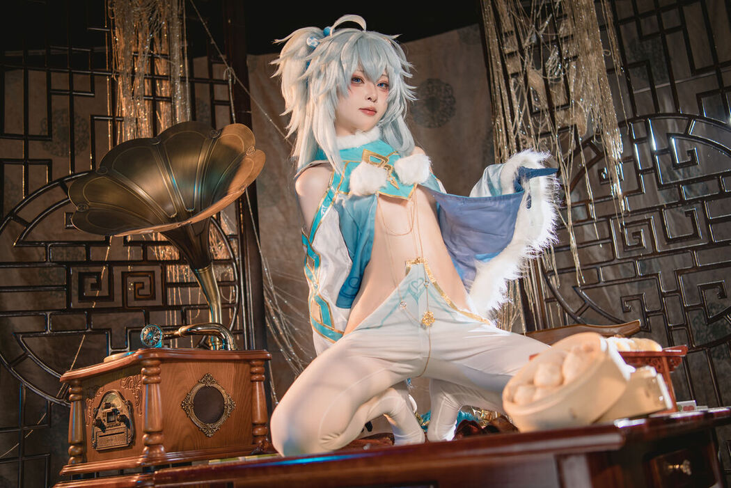 Coser@矢量鱼 – 少女前线云图计划 芙洛伦 (31P)