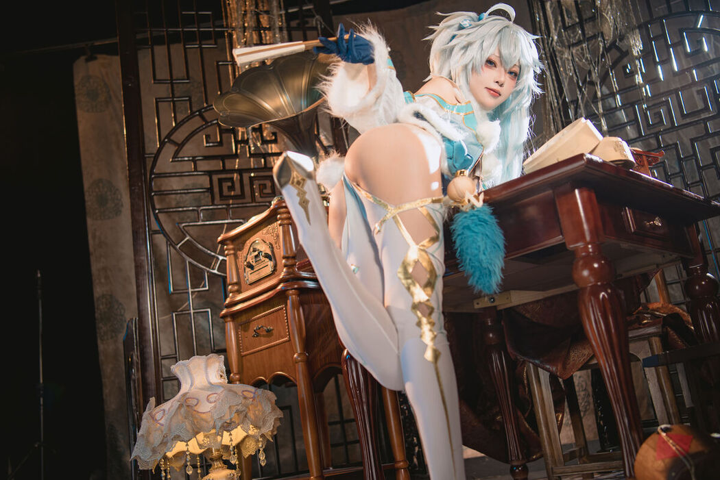 Coser@矢量鱼 – 少女前线云图计划 芙洛伦 (31P)