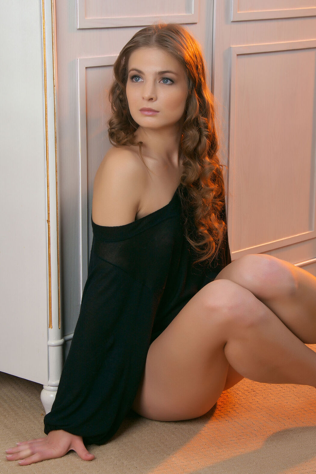 MetArt Kate E &#8211; Presenting Part01 (64P)