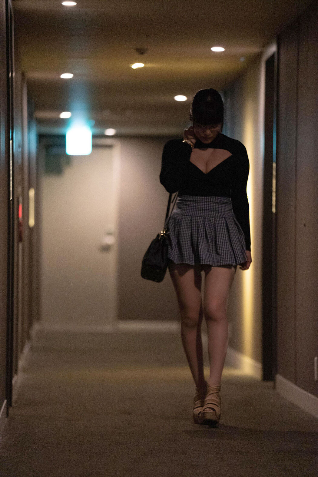 JP Shinonome Umi 東雲うみ &#8211; FLASHデジタル写真集 密会 (85P)