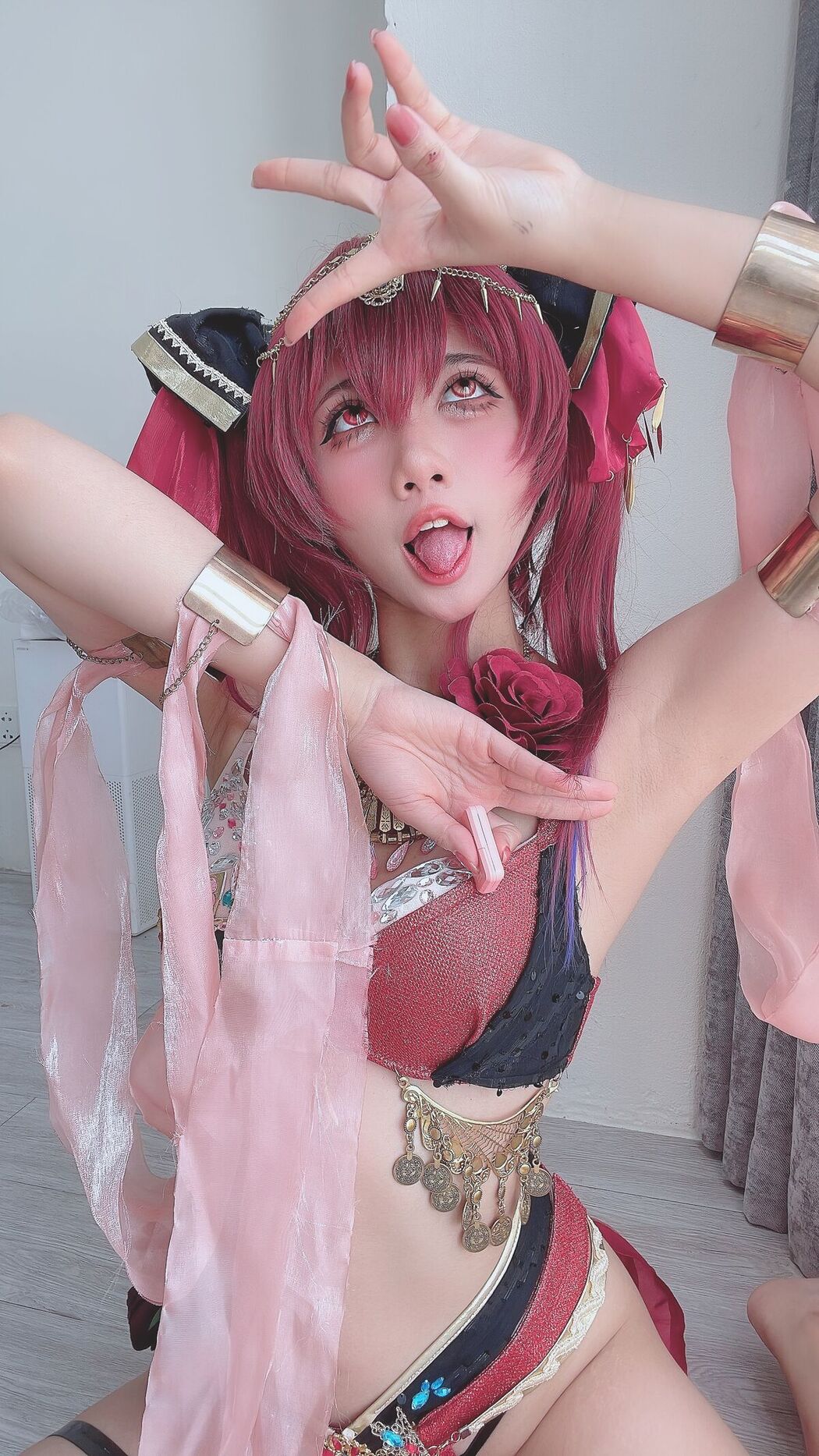 Coser@PoppaChan &#8211; Marine Houshou Part01 (56P &#8211; 9V)