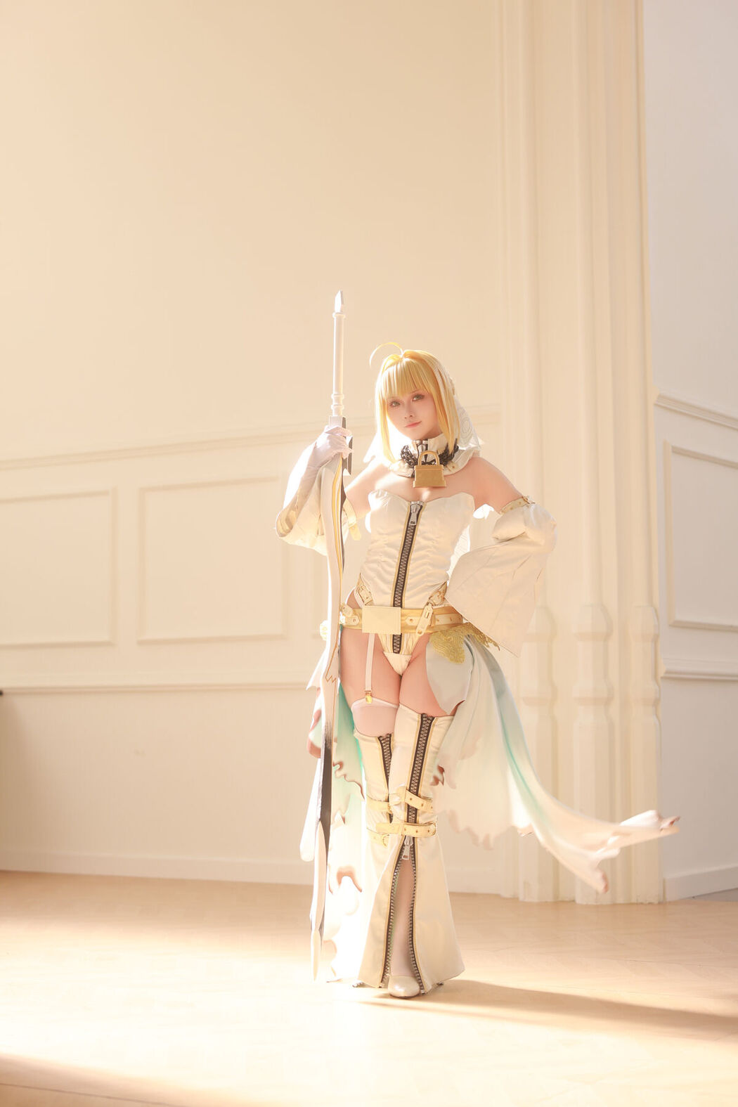 Coser@G44不会受伤 &#8211; 尼禄花嫁 (44P)