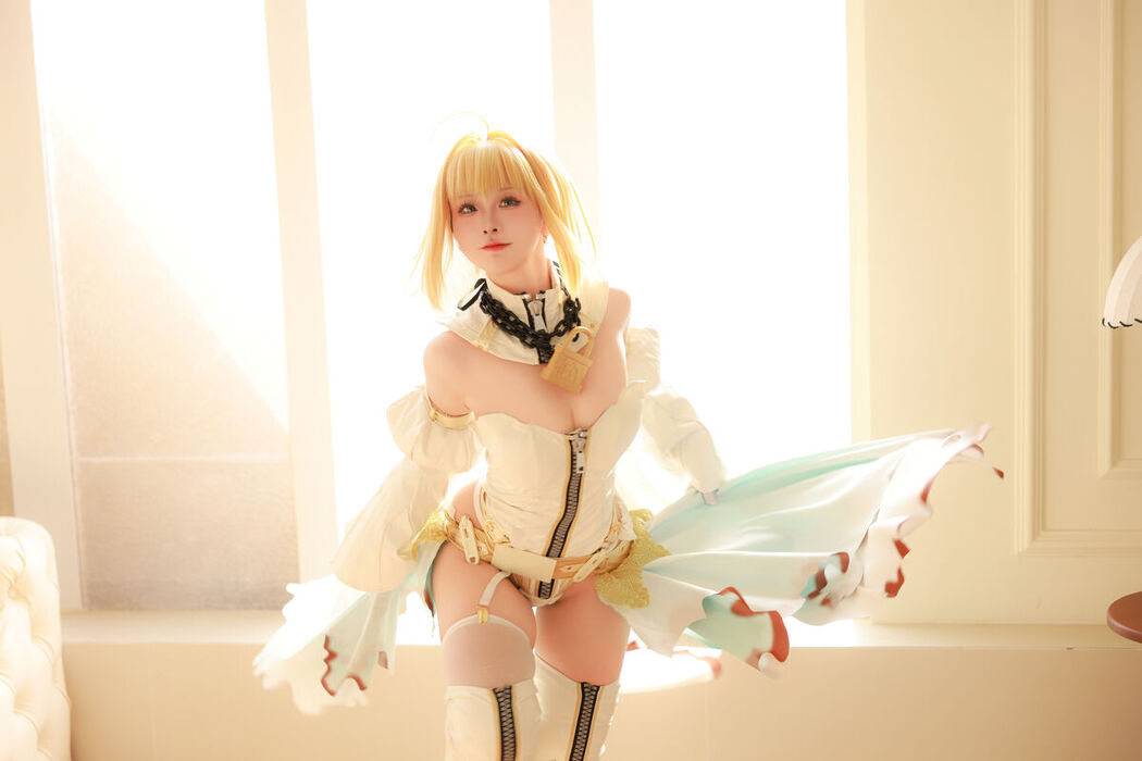 Coser@G44不会受伤 &#8211; 尼禄花嫁 (44P)