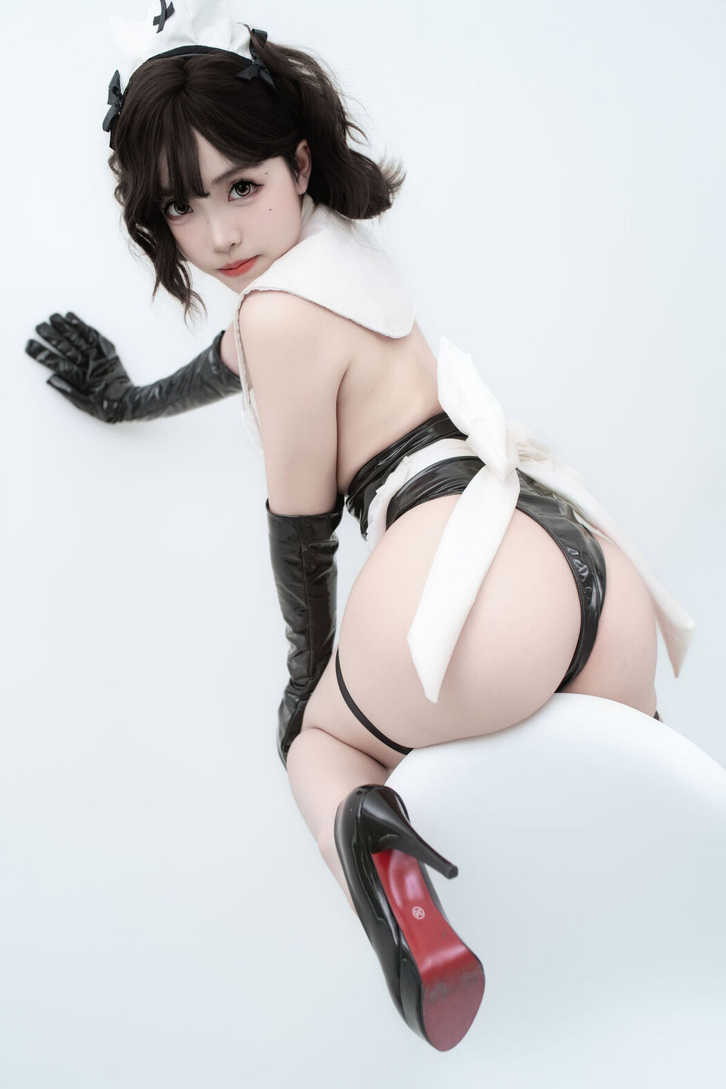 Coser@Bangni邦尼 – 武装修女 (87P)