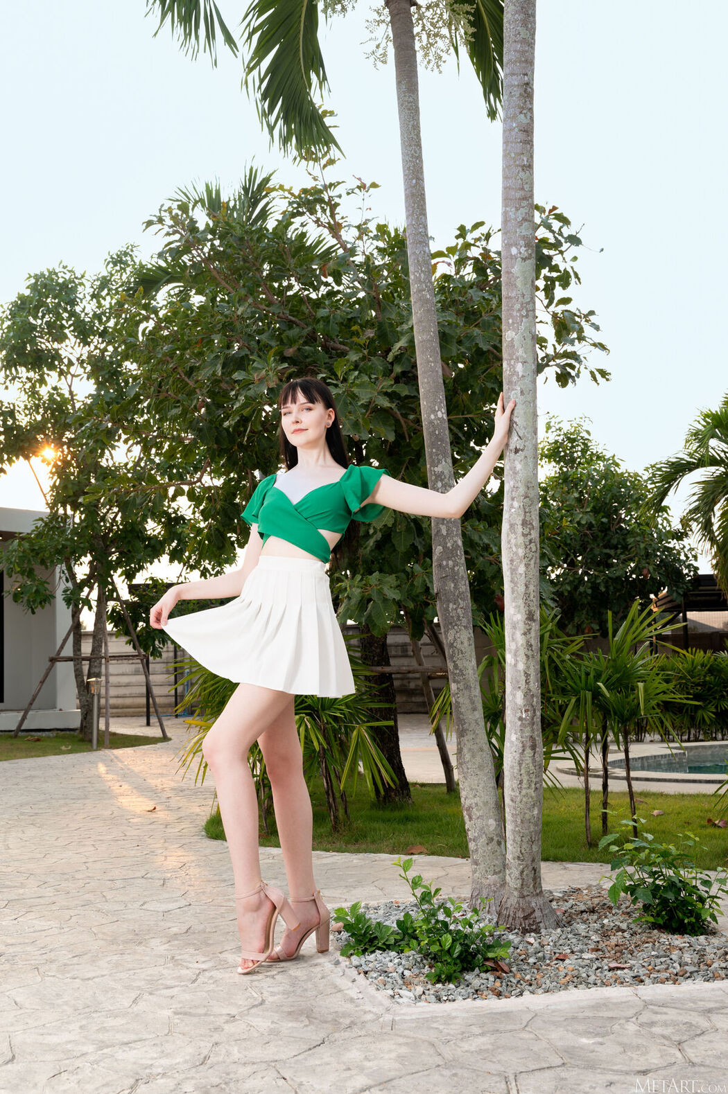 MetArt Amelia Riven &#8211; Girl In Green Part01 (48P)