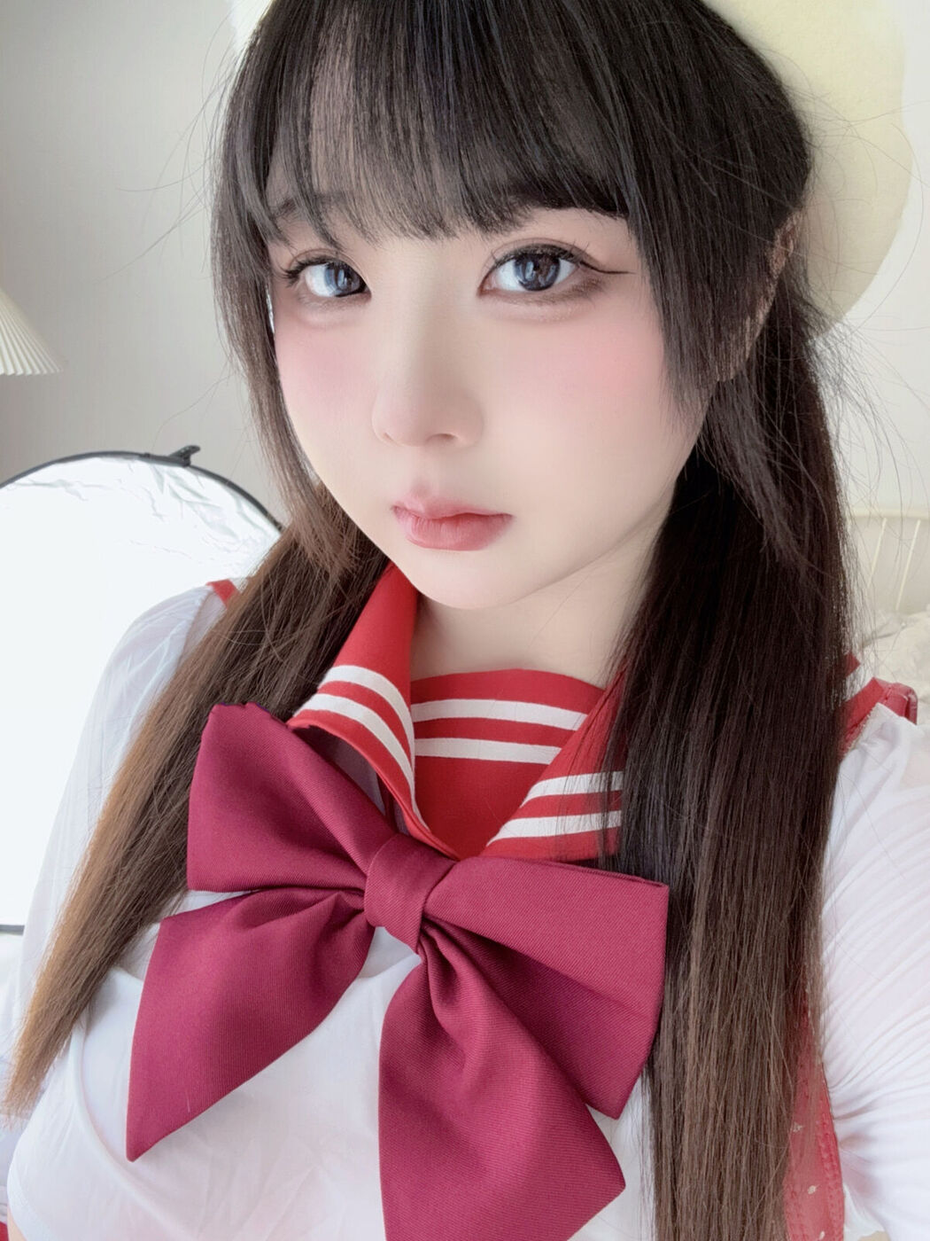 Coser@皮皮奶可可爱了啦 &#8211; Jk红书包 (47P)