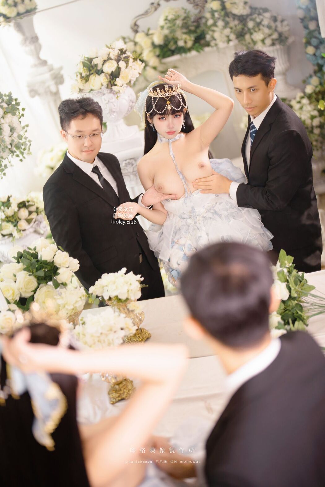 Coser@慕慕momo &#8211; Birthday Day 永遠的小公主 (54P &#8211; 2V)