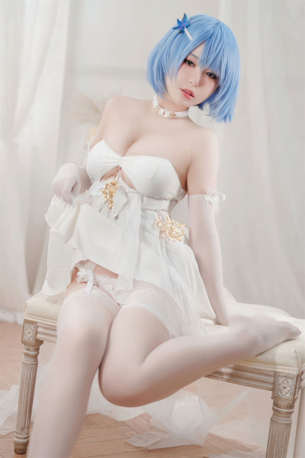 Coser@半半子 &#8211; 碧蓝航线 恰巴耶夫 白骑兵的旋律 礼服 (64P &#8211; 2V)