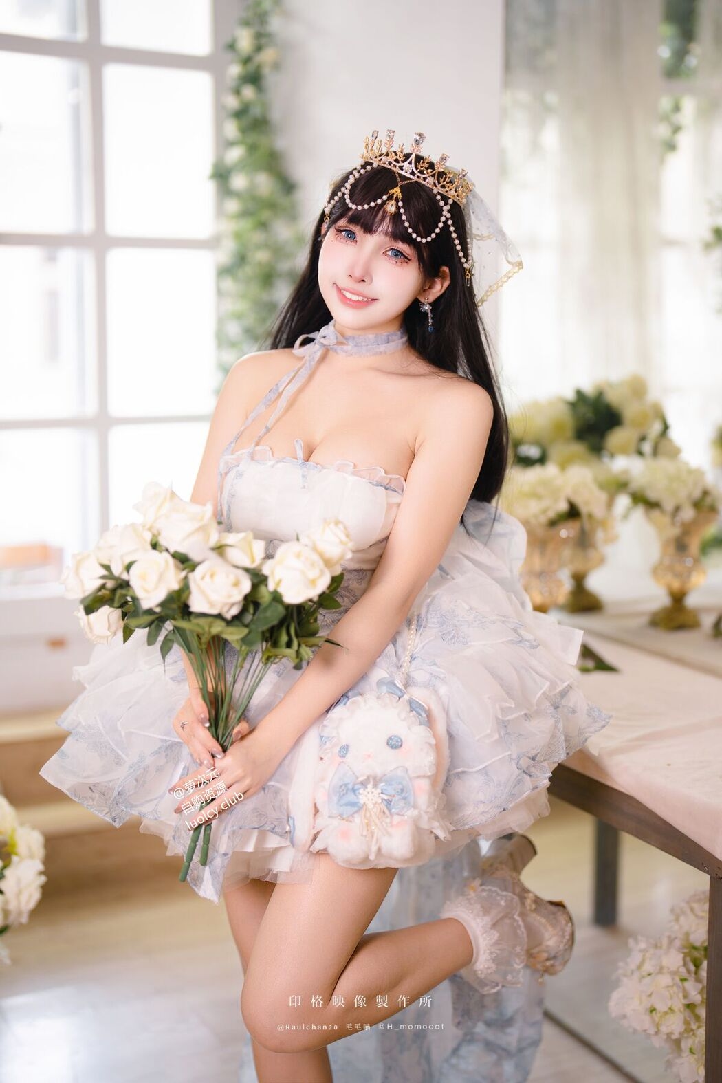 Coser@慕慕momo &#8211; Birthday Day 永遠的小公主 (54P &#8211; 2V)
