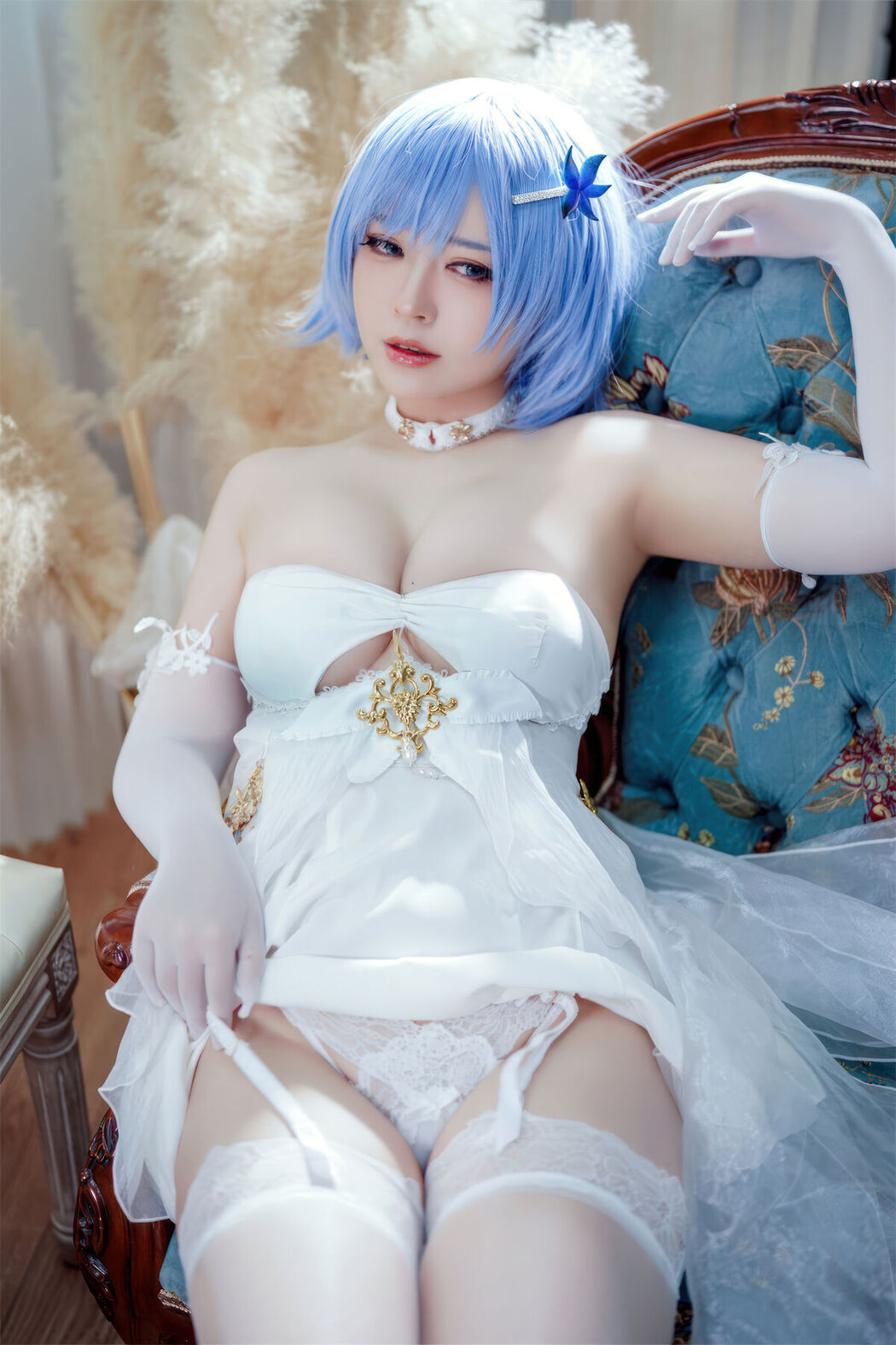 Coser@半半子 &#8211; 碧蓝航线 恰巴耶夫 白骑兵的旋律 礼服 (64P &#8211; 2V)