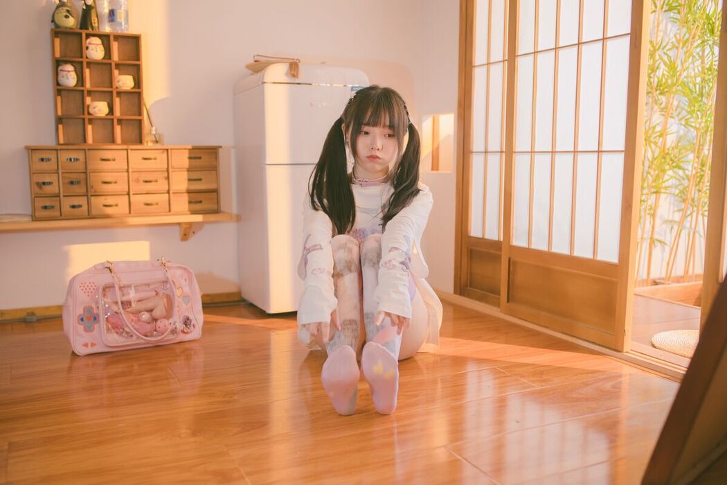 Coser@六味帝皇酱 – 午后的少女 (85P)