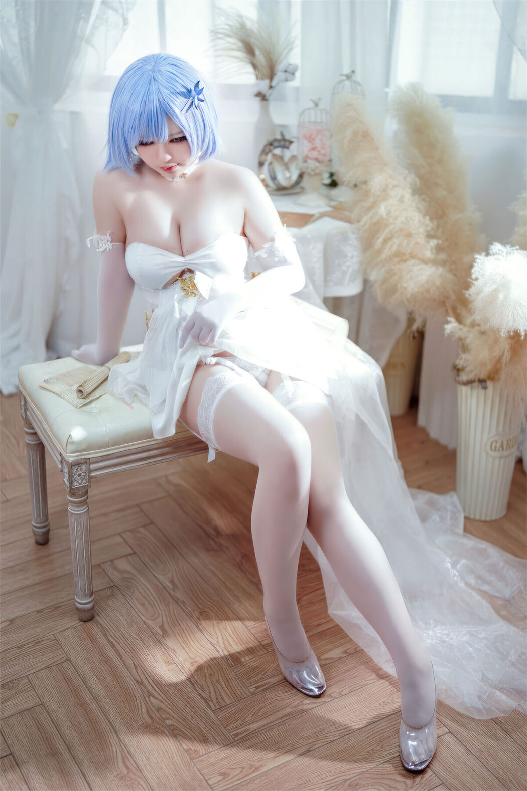 Coser@半半子 &#8211; 碧蓝航线 恰巴耶夫 白骑兵的旋律 礼服 (64P &#8211; 2V)