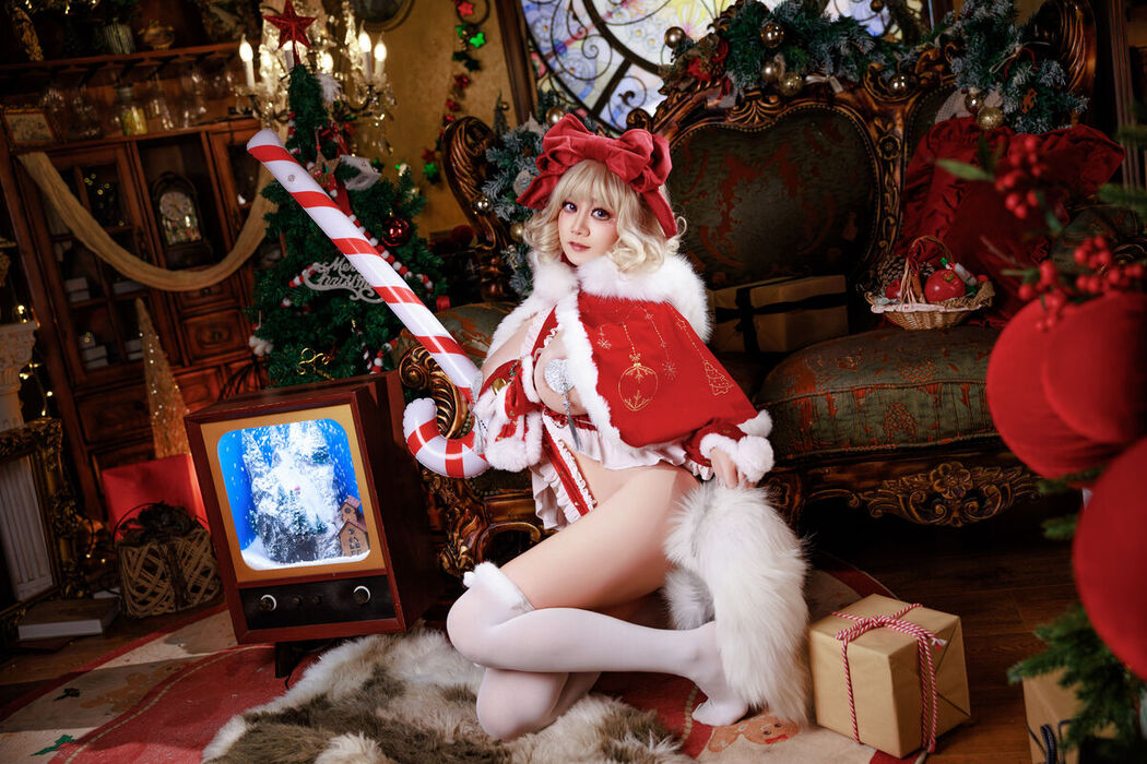 Coser@阿雪雪 &#8211; 圣诞雪精灵 Part01 (50P &#8211; 1V)