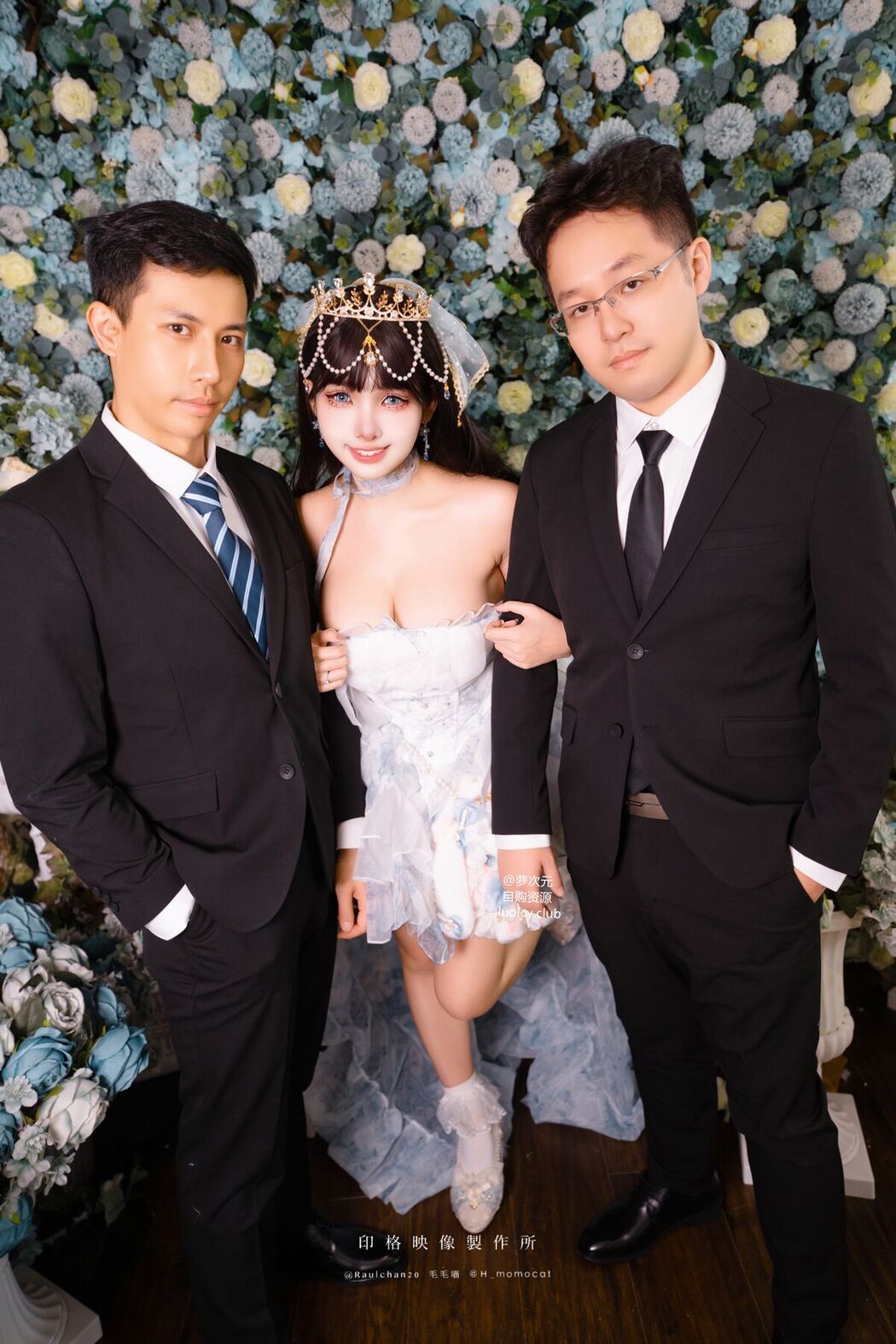 Coser@慕慕momo &#8211; Birthday Day 永遠的小公主 (54P &#8211; 2V)