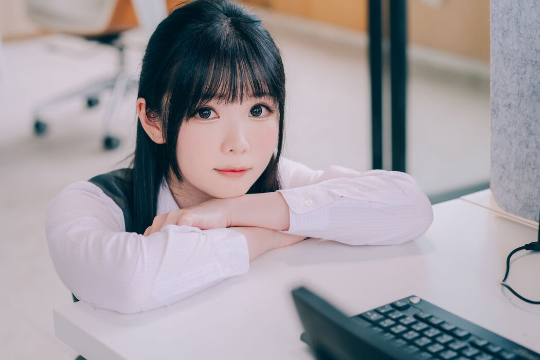 Coser@霜月shimo &#8211; 霜月的秘密辦公室 Shimo Secret Office Part02 (63P)