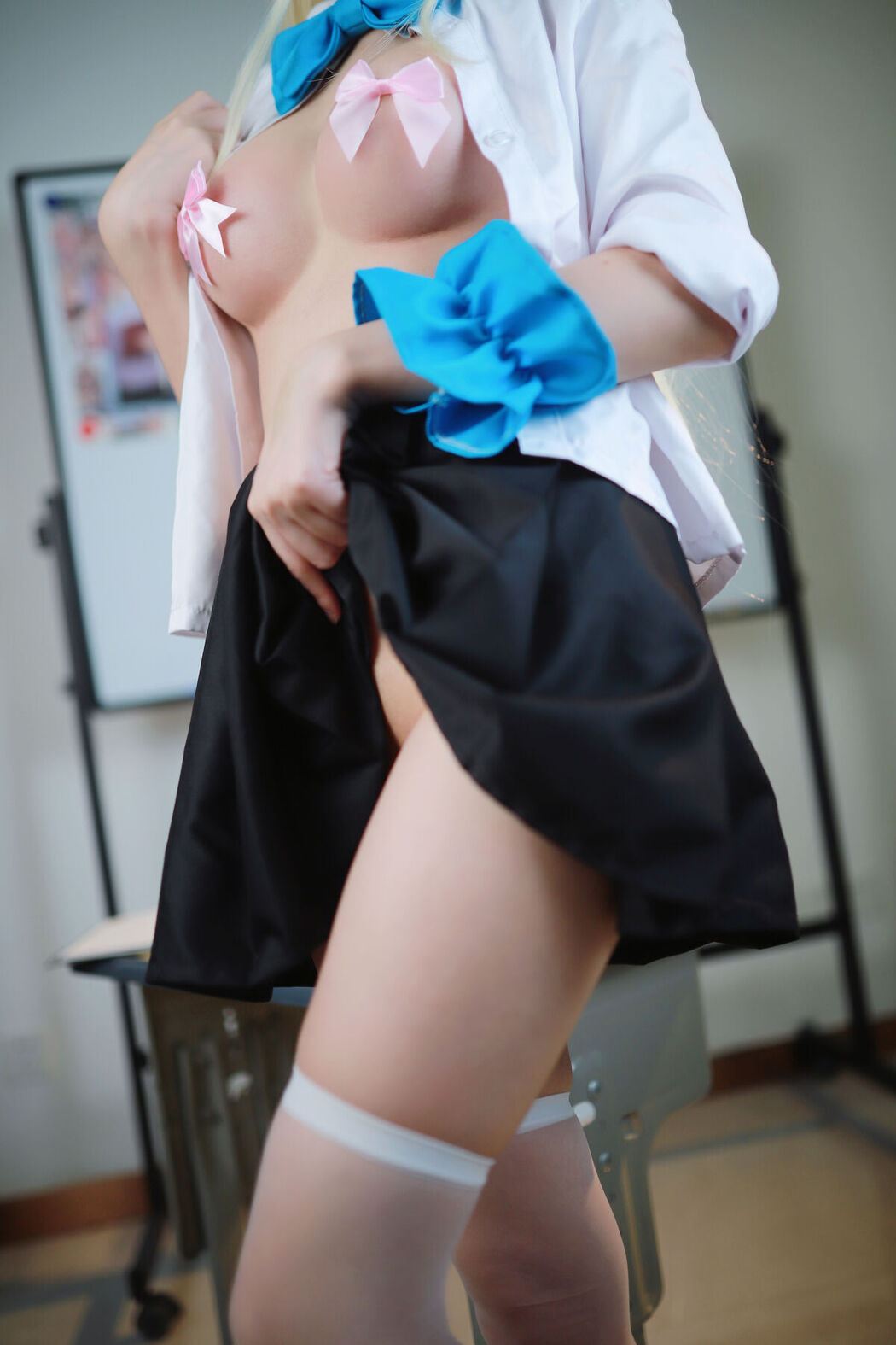 Coser@上杉绘梨落 – 蔚蓝档案 飞鸟马时 校服 (47P)