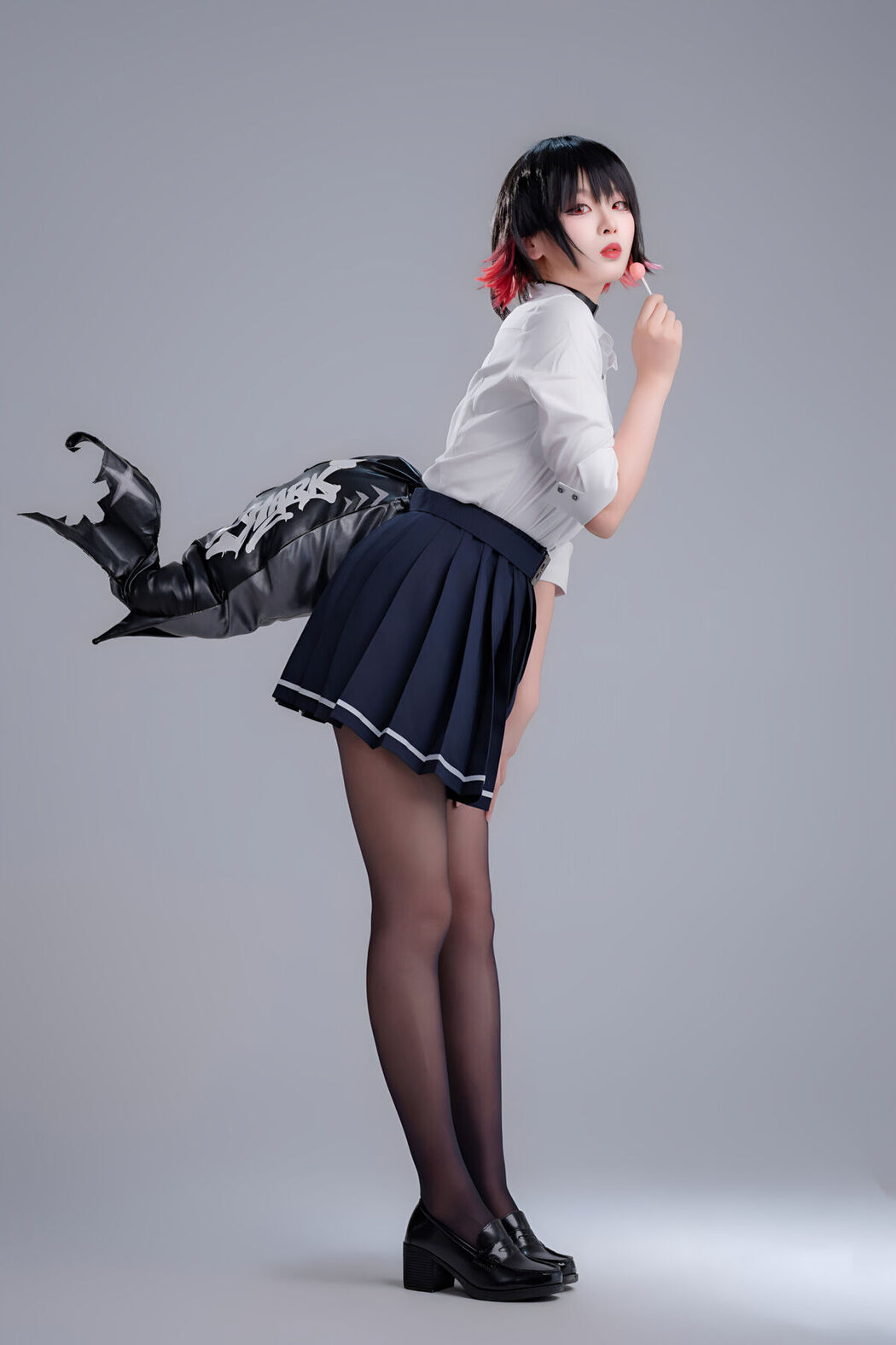 Coser@轩萧学姐 &#8211; 鲨鱼妹JK Part01 (51P &#8211; 1V)