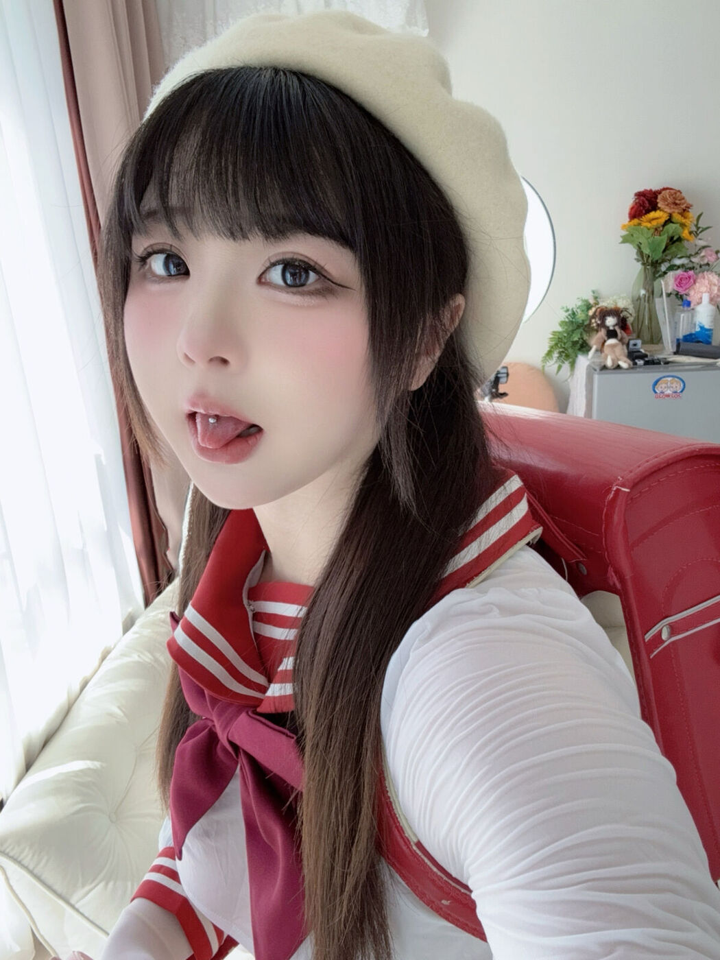 Coser@皮皮奶可可爱了啦 &#8211; Jk红书包 (47P)