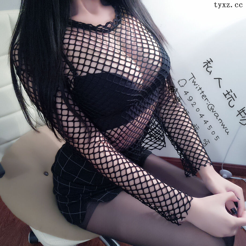 Coser@私人玩物 &#8211; 女上司的诱惑完整版 (63P &#8211; 5V)