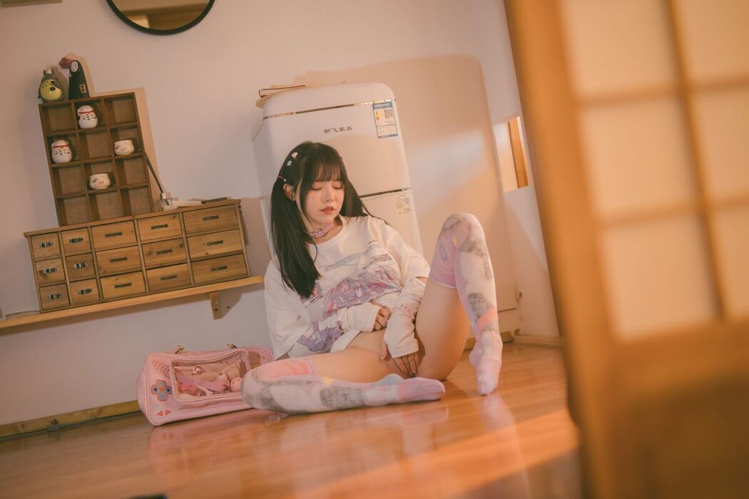 Coser@六味帝皇酱 – 午后的少女 (85P)