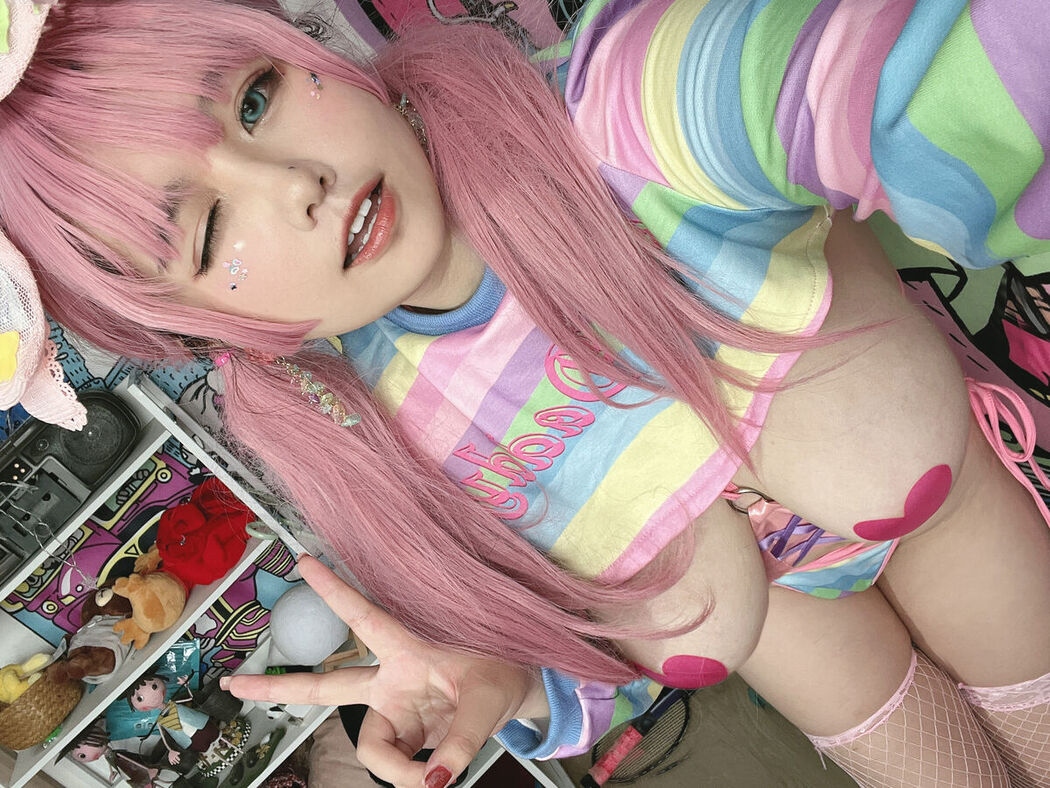 Coser@阿半今天很开心 – 粉色双马尾 (43P)