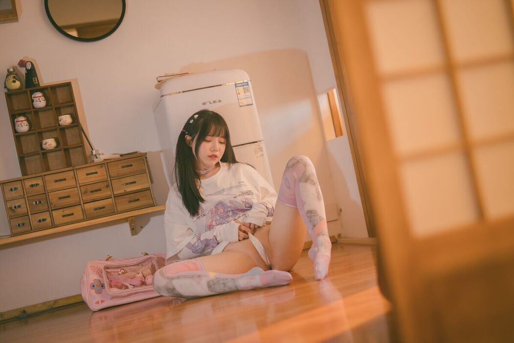 Coser@六味帝皇酱 – 午后的少女 (85P)