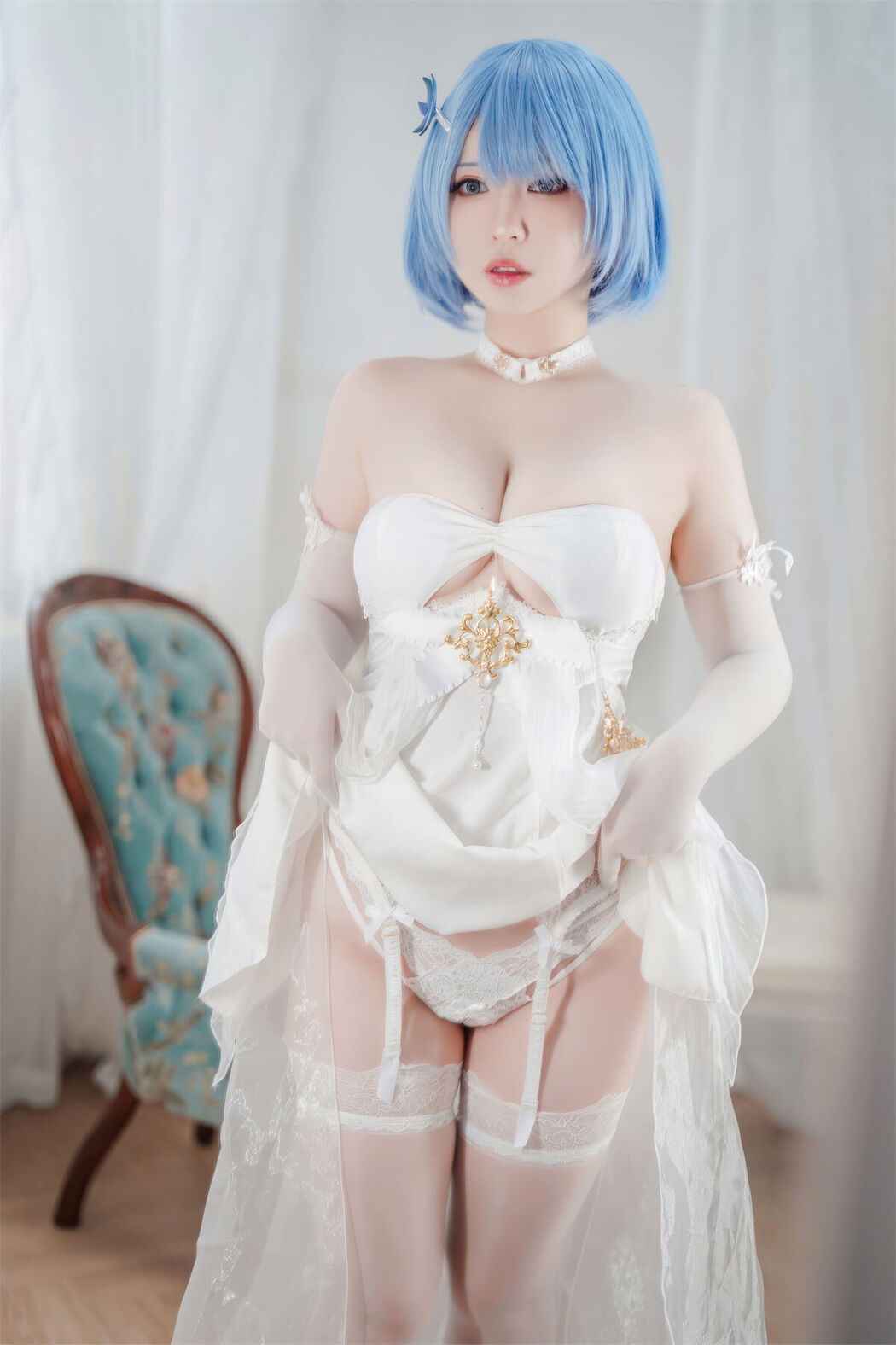 Coser@半半子 &#8211; 碧蓝航线 恰巴耶夫 白骑兵的旋律 礼服 (64P &#8211; 2V)