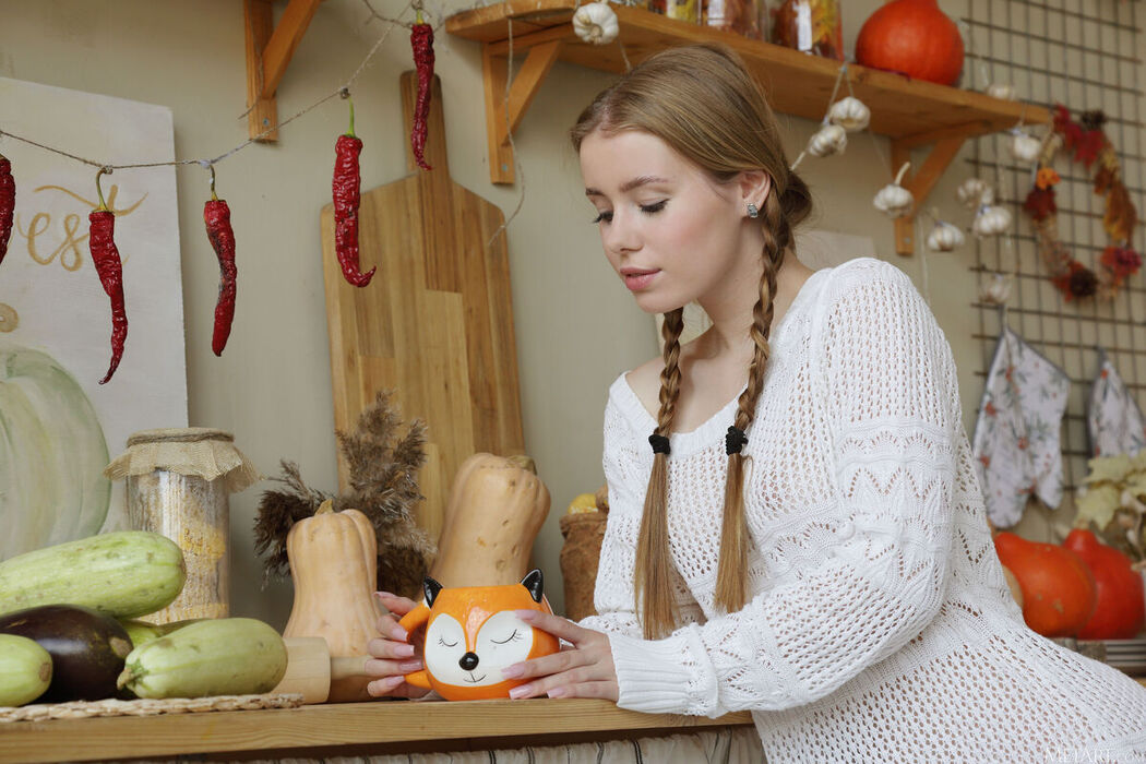 MetArt Lalli &#8211; Fall Is Here Part01 (61P)