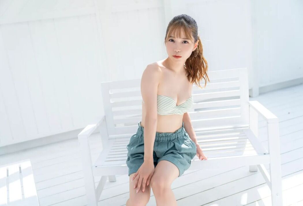 JP Asaka 亜咲花 &#8211; FRIDAY Monthly Girl 043 完全未発表100カット Part02 (55P)