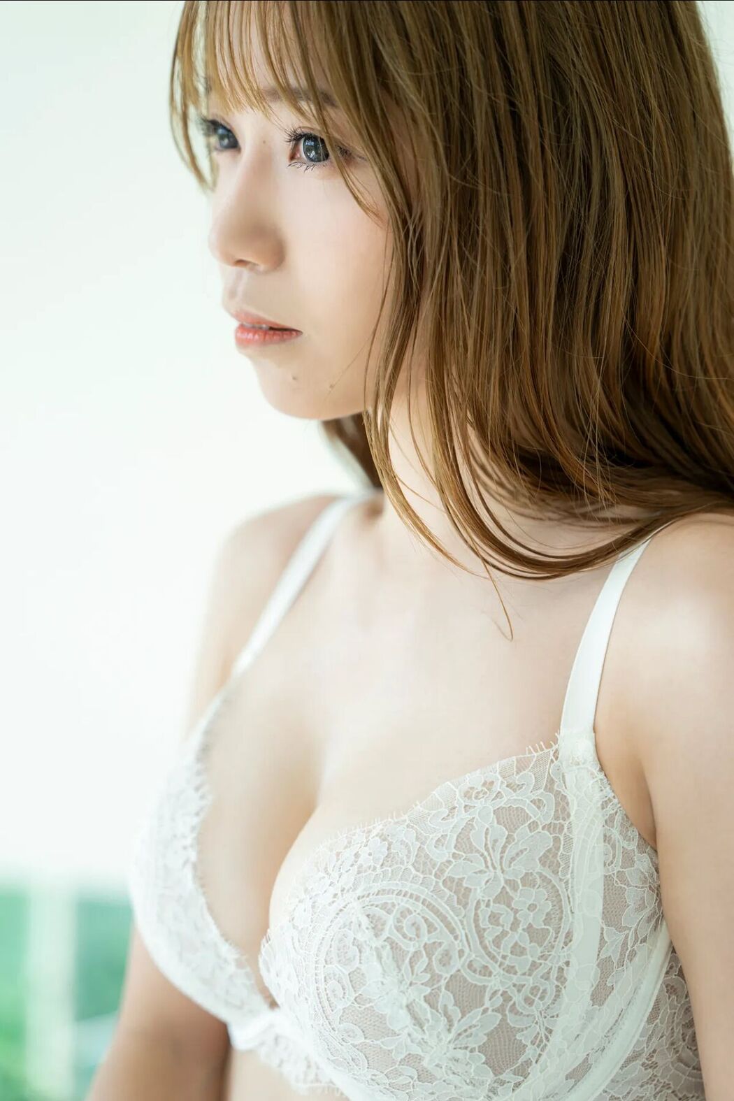 JP Asaka 亜咲花 &#8211; FRIDAY Monthly Girl 043 完全未発表100カット Part01 (55P &#8211; 1V)