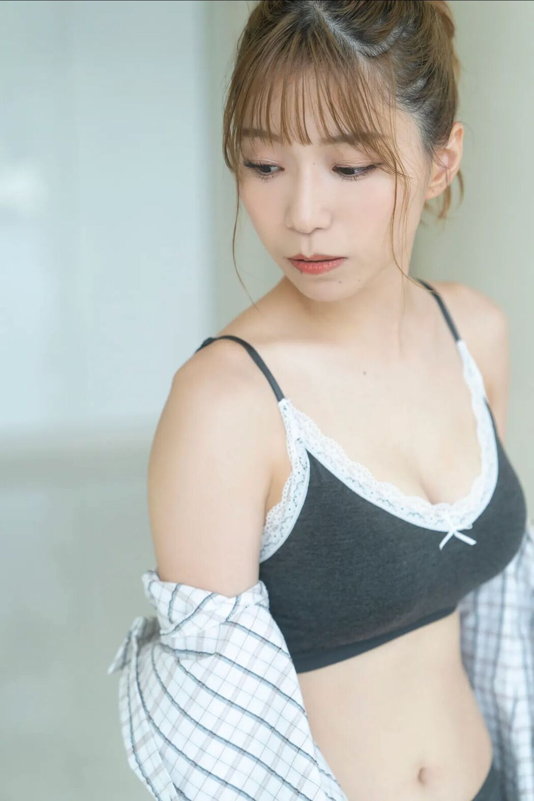 JP Asaka 亜咲花 &#8211; FRIDAY Monthly Girl 043 完全未発表100カット Part02 (55P)